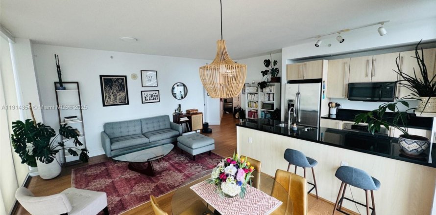 Condo à Miami, Floride, 2 chambres  № 1969955