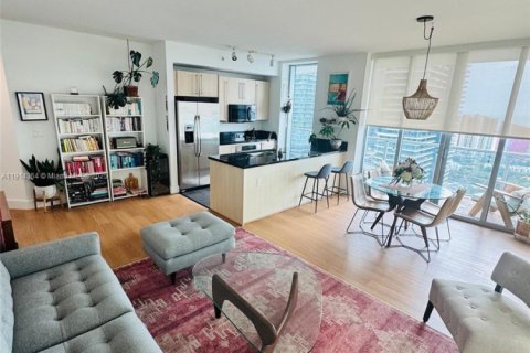 Copropriété à louer à Miami, Floride: 2 chambres, 102.1 m2 № 1969955 - photo 6