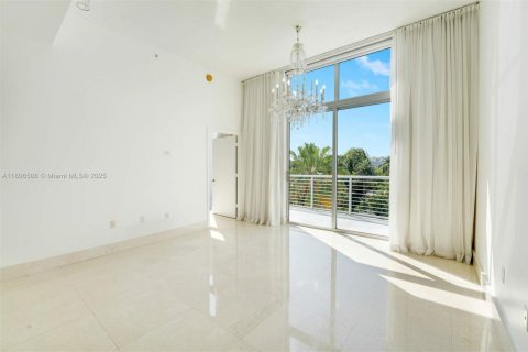Condo in Miami Beach, Florida, 1 bedroom  № 1779472 - photo 3