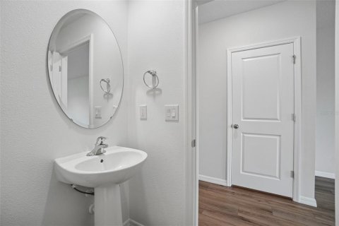 Villa ou maison à vendre à Zephyrhills, Floride: 4 chambres, 206.8 m2 № 2198099 - photo 25