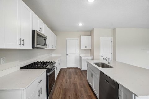 Villa ou maison à vendre à Zephyrhills, Floride: 4 chambres, 206.8 m2 № 2198099 - photo 13