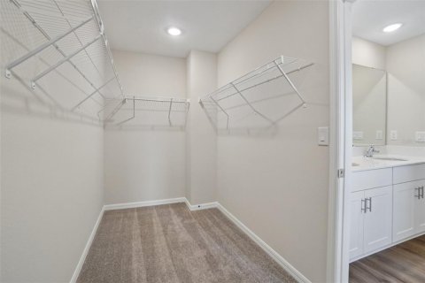 Villa ou maison à vendre à Zephyrhills, Floride: 4 chambres, 206.8 m2 № 2198099 - photo 9
