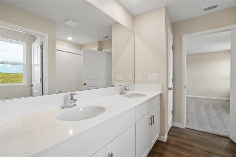 Villa ou maison à vendre à Zephyrhills, Floride: 4 chambres, 206.8 m2 № 2198099 - photo 7
