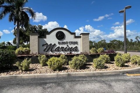 House in Punta Gorda, Florida 2 bedrooms, 133.59 sq.m. № 1657987 - photo 23