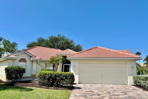 House in Punta Gorda, Florida 2 bedrooms, 133.59 sq.m. № 1657987 - photo 1