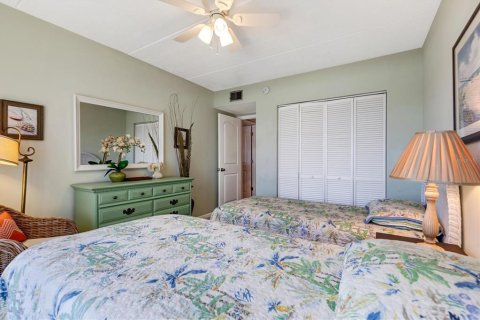 Condominio en venta en Longboat Key, Florida, 2 dormitorios, 97.18 m2 № 1770968 - foto 24
