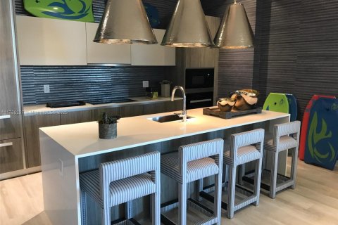 Copropriété à louer à Miami, Floride: 2 chambres, 98.48 m2 № 1839440 - photo 13