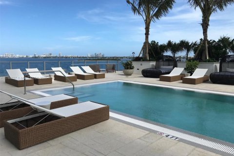 Copropriété à louer à Miami, Floride: 2 chambres, 98.48 m2 № 1839440 - photo 10