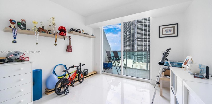 Condo à Miami, Floride, 2 chambres  № 2089470