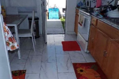 Casa en venta en Tampa, Florida, 4 dormitorios, 178.74 m2 № 2195471 - foto 16