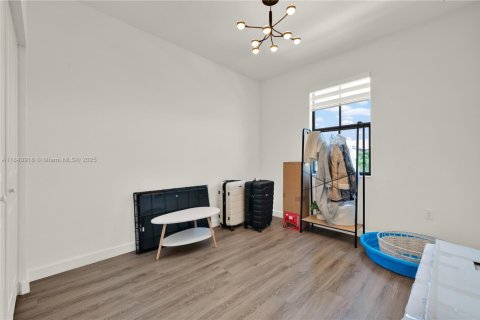 Adosado en venta en Miami, Florida, 3 dormitorios, 137.77 m2 № 1830244 - foto 17