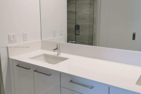 Снять в аренду кондоминиум в Форт-Лодердейл, Флорида 2 спальни, 130.43м2, № 2024847 - фото 21