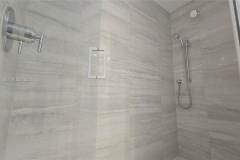 Снять в аренду кондоминиум в Форт-Лодердейл, Флорида 2 спальни, 130.43м2, № 2024847 - фото 24