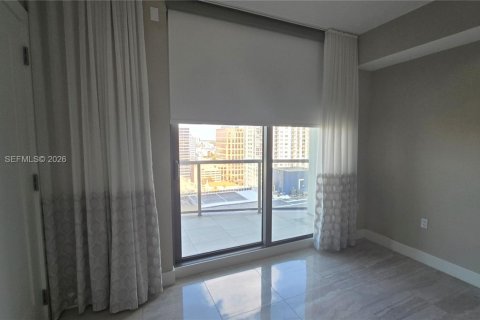 Снять в аренду кондоминиум в Форт-Лодердейл, Флорида 2 спальни, 130.43м2, № 2024847 - фото 15