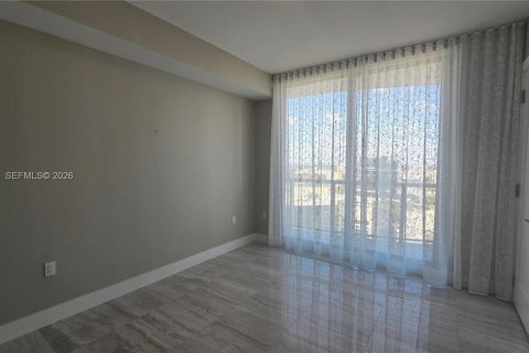 Снять в аренду кондоминиум в Форт-Лодердейл, Флорида 2 спальни, 130.43м2, № 2024847 - фото 28