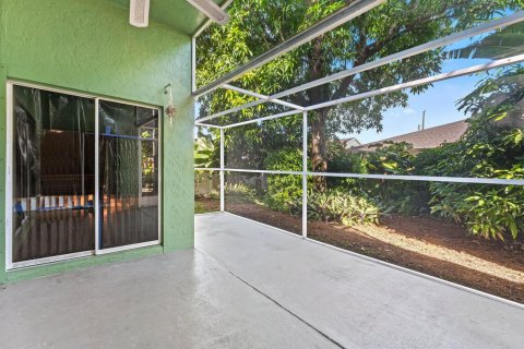 Villa ou maison à vendre à Jupiter, Floride: 3 chambres, 153.2 m2 № 2389903 - photo 2