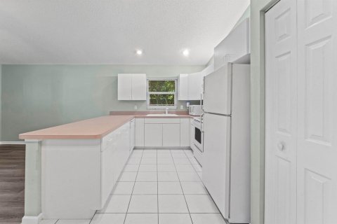 Villa ou maison à vendre à Jupiter, Floride: 3 chambres, 153.2 m2 № 2389903 - photo 6