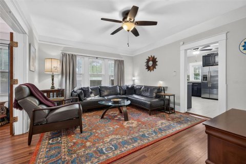 Villa ou maison à vendre à Tampa, Floride: 3 chambres, 104.79 m2 № 2409990 - photo 6