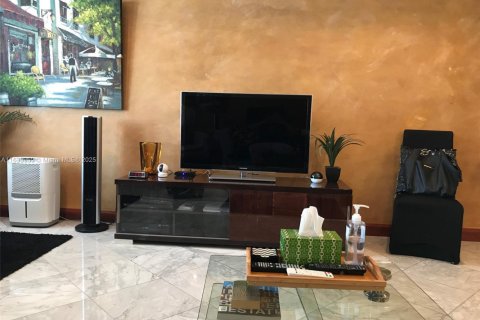 Copropriété à louer à Miami Beach, Floride: 1 chambre, 82.68 m2 № 1694892 - photo 6