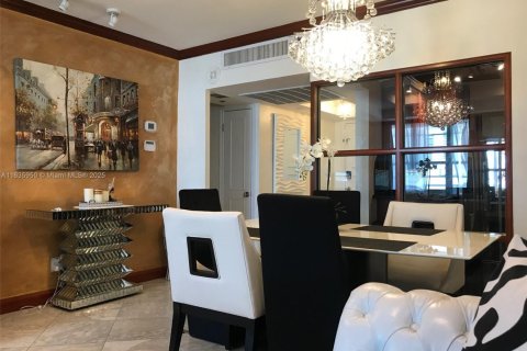 Copropriété à louer à Miami Beach, Floride: 1 chambre, 82.68 m2 № 1694892 - photo 9