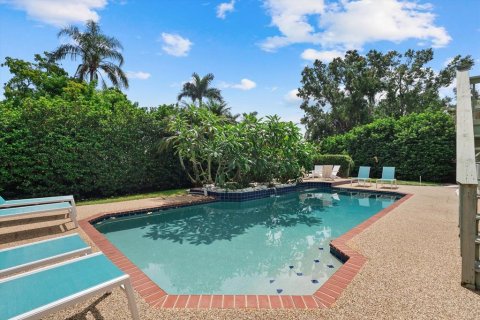 House in Bradenton, Florida 5 bedrooms, 278.71 sq.m. № 1919810 - photo 5