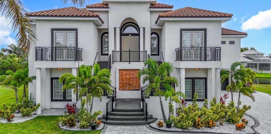 Villa ou maison à Apollo Beach, Floride 4 chambres, 461.45 m2 № 1825283