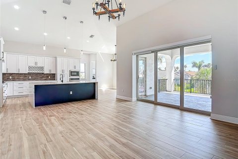 Villa ou maison à vendre à Apollo Beach, Floride: 4 chambres, 461.45 m2 № 1825283 - photo 7