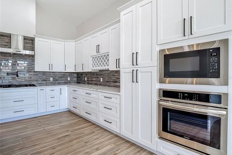 Villa ou maison à vendre à Apollo Beach, Floride: 4 chambres, 461.45 m2 № 1825283 - photo 11