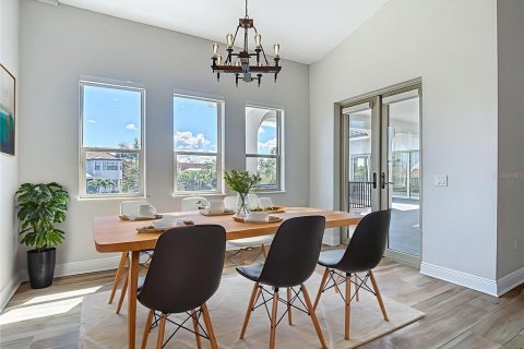 Villa ou maison à vendre à Apollo Beach, Floride: 4 chambres, 461.45 m2 № 1825283 - photo 12