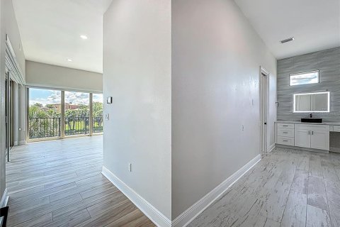Villa ou maison à vendre à Apollo Beach, Floride: 4 chambres, 461.45 m2 № 1825283 - photo 21