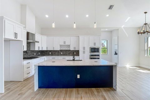 Villa ou maison à vendre à Apollo Beach, Floride: 4 chambres, 461.45 m2 № 1825283 - photo 9