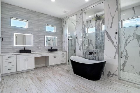 Villa ou maison à vendre à Apollo Beach, Floride: 4 chambres, 461.45 m2 № 1825283 - photo 24
