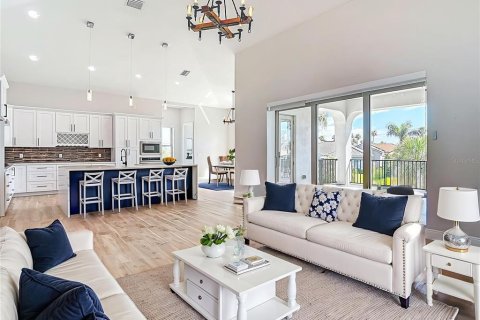 Villa ou maison à vendre à Apollo Beach, Floride: 4 chambres, 461.45 m2 № 1825283 - photo 6