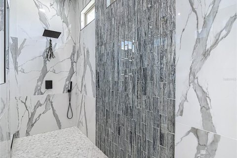 Villa ou maison à vendre à Apollo Beach, Floride: 4 chambres, 461.45 m2 № 1825283 - photo 25
