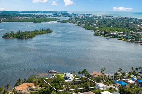 Casa en venta en Sarasota, Florida, 6 dormitorios, 791.99 m2 № 2429563 - foto 5