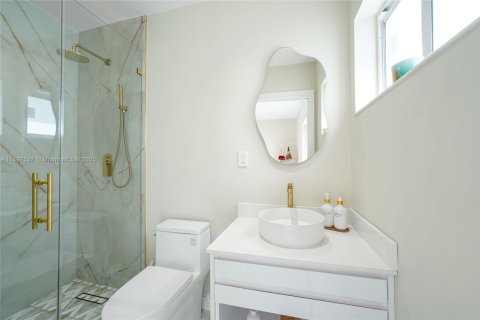 Купить виллу или дом в Майами, Флорида 7 спален, 378.39м2, № 1956268 - фото 19