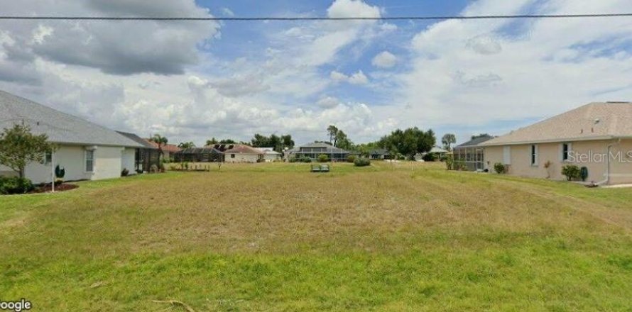 Land in Rotonda, Florida № 1841454