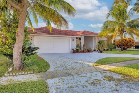 Villa ou maison à louer à Wellington, Floride: 4 chambres, 239.69 m2 № 2059230 - photo 3