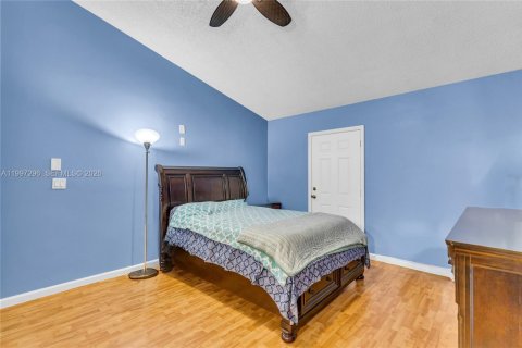 Villa ou maison à louer à Wellington, Floride: 4 chambres, 239.69 m2 № 2059230 - photo 24