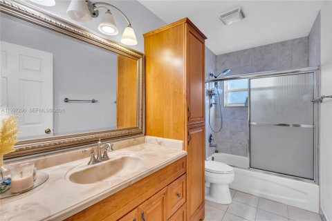 Villa ou maison à louer à Wellington, Floride: 4 chambres, 239.69 m2 № 2059230 - photo 22