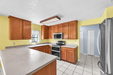 House in Wimauma, Florida 3 bedrooms, 144.93 sq.m. № 1776740 - photo 18