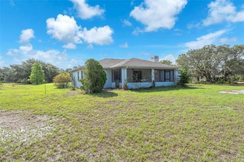House in Wimauma, Florida 3 bedrooms, 144.93 sq.m. № 1776740 - photo 11