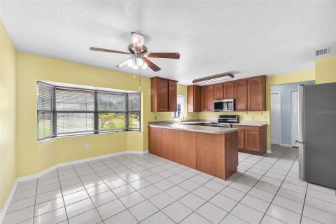 House in Wimauma, Florida 3 bedrooms, 144.93 sq.m. № 1776740 - photo 17