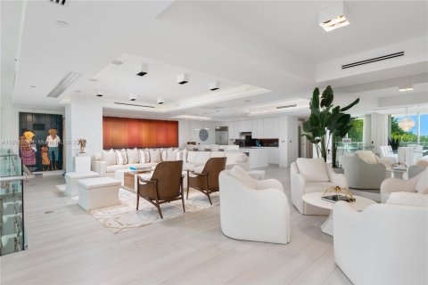 Copropriété à vendre à Miami Beach, Floride: 6 chambres, 613.15 m2 № 1936169 - photo 4