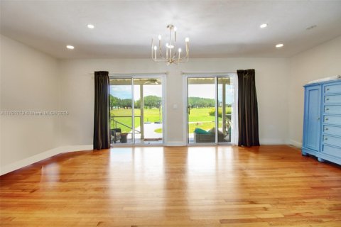 Casa en venta en Miami Springs, Florida, 2 dormitorios, 158.12 m2 № 1696589 - foto 21