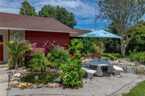 House in Zephyrhills, Florida 3 bedrooms, 258.64 sq.m. № 1902871 - photo 8
