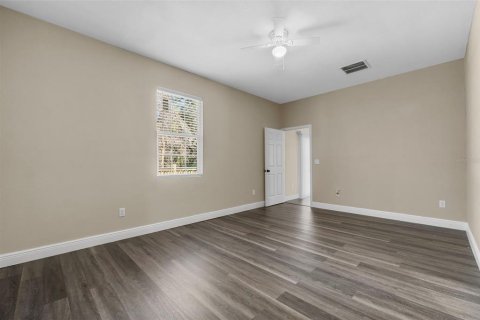 House in Spring Hill, Florida 3 bedrooms, 145.76 sq.m. № 1675393 - photo 17