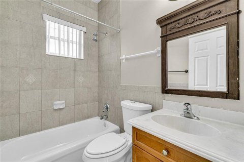 Villa ou maison à louer à Kissimmee, Floride: 4 chambres, 222.97 m2 № 2406310 - photo 9
