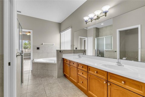 Villa ou maison à louer à Kissimmee, Floride: 4 chambres, 222.97 m2 № 2406310 - photo 21