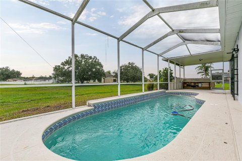 Villa ou maison à louer à Kissimmee, Floride: 4 chambres, 222.97 m2 № 2406310 - photo 5